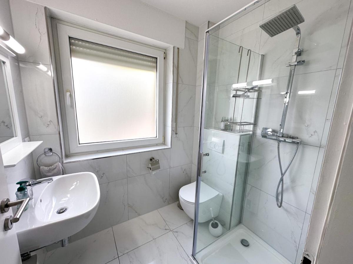 Stilvolles, Frisch Renoviertes 2Zi Apartment Mit Kueche Und Balkon In Kliniknaehe บาดเอินเฮาเซน ภายนอก รูปภาพ