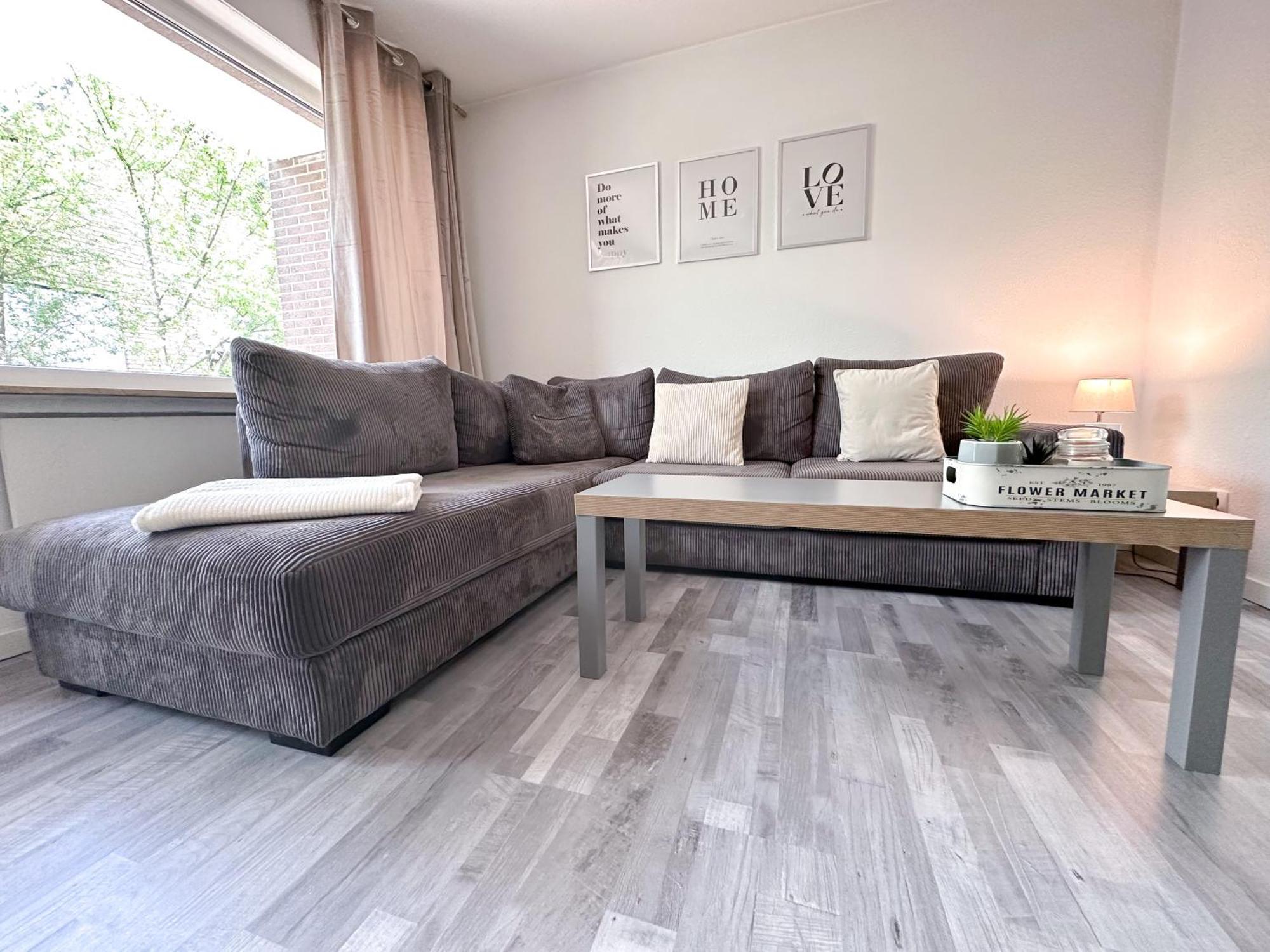 Stilvolles, Frisch Renoviertes 2Zi Apartment Mit Kueche Und Balkon In Kliniknaehe บาดเอินเฮาเซน ภายนอก รูปภาพ